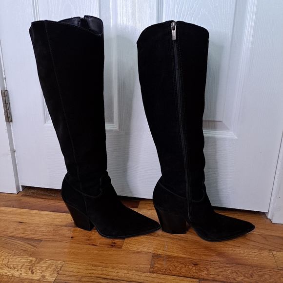 Vince Camuto 🖤 Oyennda Suede Leather Boots - Picture 7 of 15